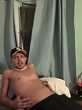 Snapshot of canochvz chatting on March 23, 6:47 am canochvz online show from March 23, 6:47 am