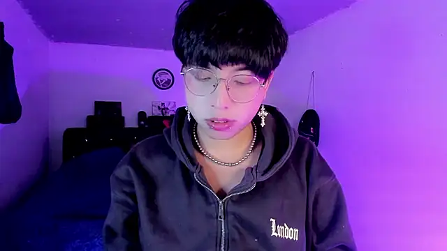 AnggelONfiree online show from February 11, 3:44 am