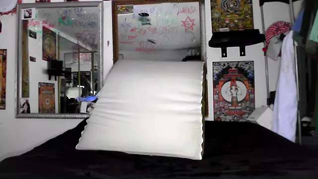 Azazelihornyasf online show from April 17, 8:50 am