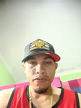 Snapshot of brattcumhot_ chatting on September 23, 4:39 pm brattcumhot online show from September 23, 4:39 pm