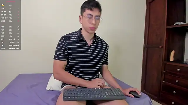 Alexx oconnor online show from December 31, 1:41 pm