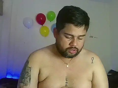GABRIELGARCIA1313 online show from July 20, 2:29 am