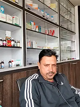 Raj1043 online show from December 17, 6:09 am