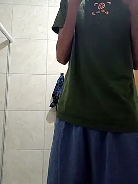 Snapshot of Joaozynx69 chatting on October 28, 11:29 pm Joaozynx69 online show from October 28, 11:29 pm