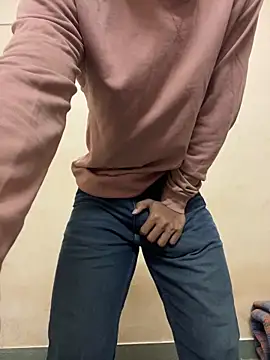 Shona5768 online show from February 4, 8:20 am