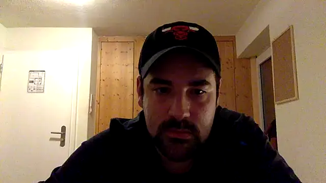 benjul63 online show from January 29, 7:11 pm