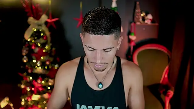 Aaronfox x online show from December 15, 11:29 am