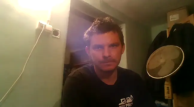 Richardxx29 online show from March 17, 8:51 pm