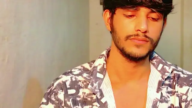 kingkartik7 online show from March 29, 5:02 pm