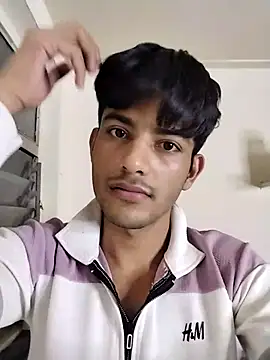 kingkartik7 online show from March 2, 11:06 pm