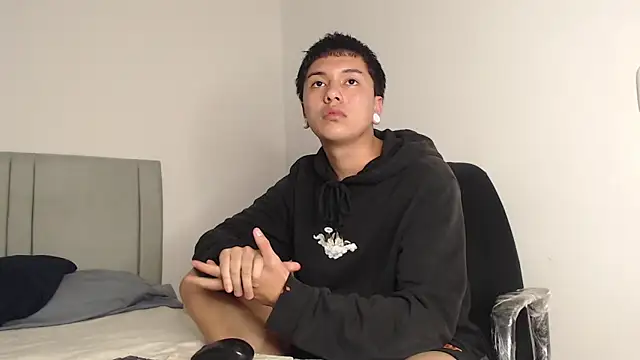 alex-lover online show from January 15, 12:25 am