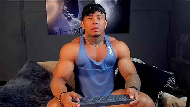 bradley smith online show from December 22, 9:56 pm