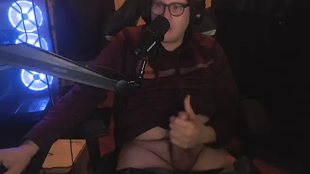 chicostick413 online show from November 14, 3:42 am