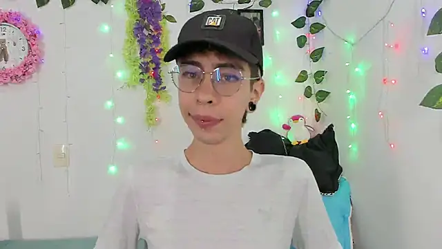  Jakke online show from January 15, 10:35 pm