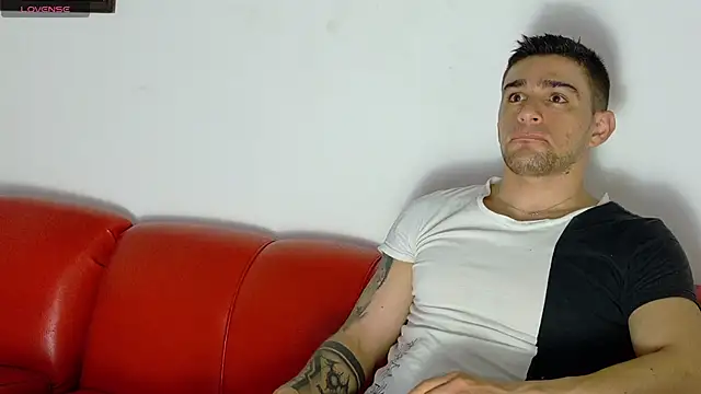 Sexy Alejandro  online show from February 4, 12:11 pm