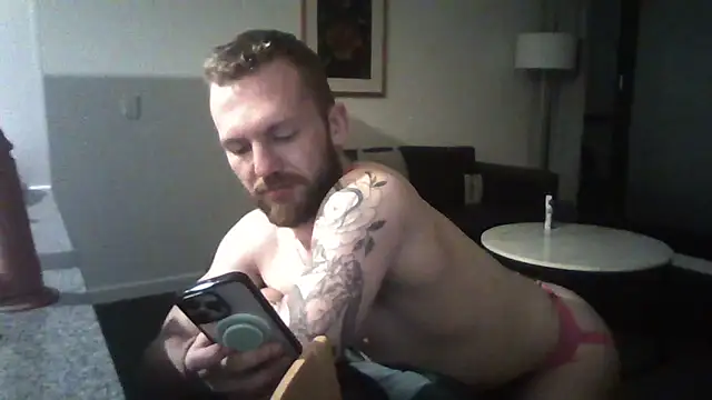 InDesperateNeed4Alphas online show from December 26, 4:25 pm