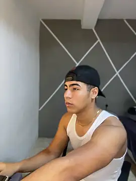 Diegobaby-18 online show from April 15, 5:07 am