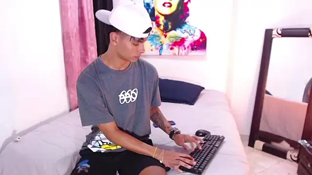 enjoy vibes online show from February 9, 12:32 pm