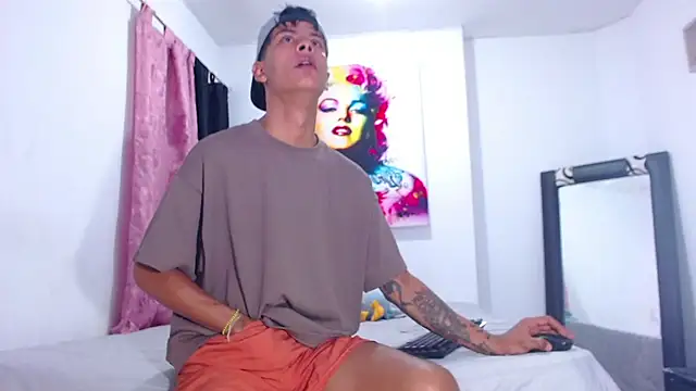 enjoy vibes online show from February 10, 12:43 pm