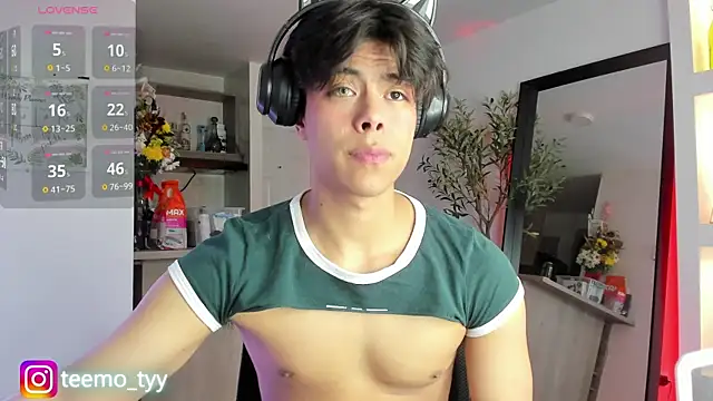 teemotwink online show from May 7, 9:37 pm