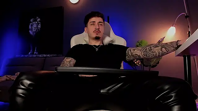 uptomatty online show from March 19, 8:50 am