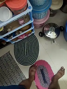 vicky55709 online show from March 11, 7:21 pm