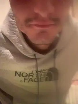 Snapshot of Chicano2k chatting on December 20, 11:26 pm Chicano2k online show from December 20, 11:26 pm