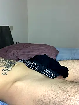 Snapshot of Chicano2k chatting on September 24, 10:35 am Chicano2k online show from September 24, 10:35 am