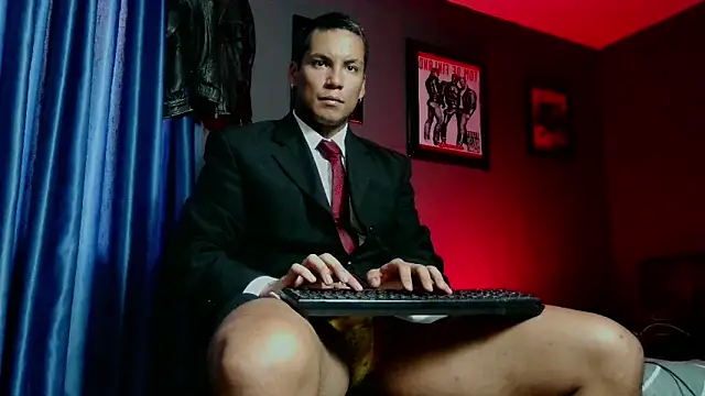 Leonnardo Jaramillo online show from February 26, 5:03 pm