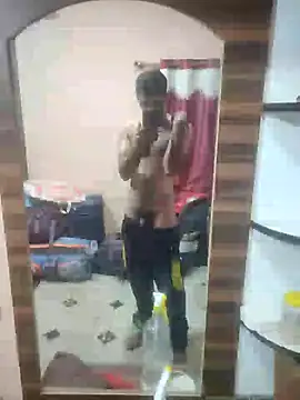 loganwollf online show from January 28, 5:24 pm