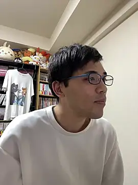 Snapshot of ryusei18570 chatting on December 17, 10:55 am ryusei18570 online show from December 17, 10:55 am