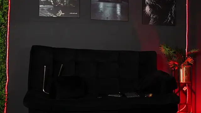 Austin bolt online show from December 4, 4:08 am