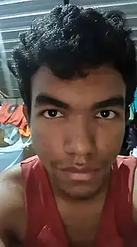 Snapshot of Reynold2608 chatting on December 6, 4:06 pm Reynold2608 online show from December 6, 4:06 pm