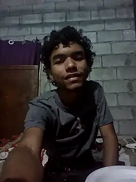 Snapshot of Reynold2608 chatting on September 29, 1:48 am Reynold2608 online show from September 29, 1:48 am