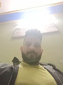 Snapshot of Vickymehra005 chatting on January 13, 1:28 pm Vickymehra005 online show from January 13, 1:28 pm