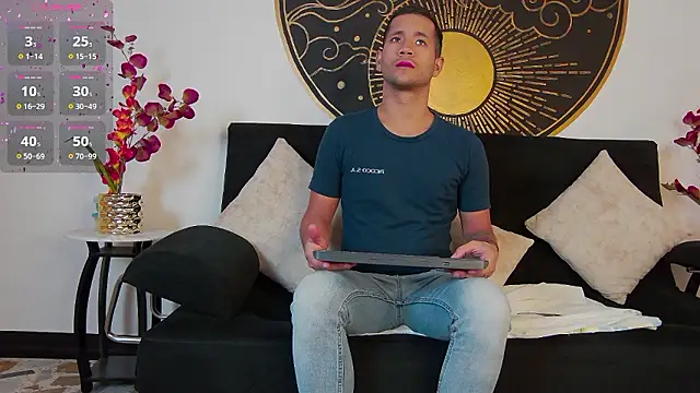 zaid lion online show from December 3, 11:43 am