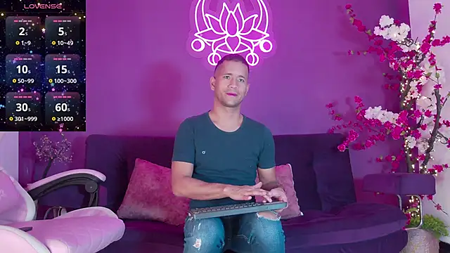 zaid lion online show from December 10, 11:54 am