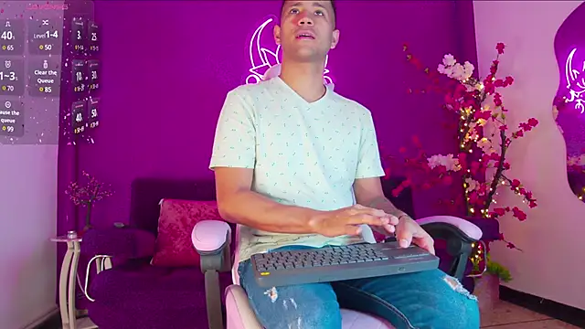 zaid lion online show from December 14, 1:27 pm