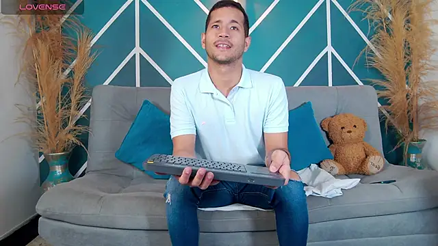 zaid lion online show from March 3, 12:54 pm