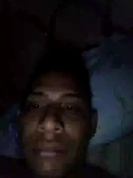 Snapshot of geroAguilar chatting on January 3, 5:06 am geroAguilar online show from January 3, 5:06 am