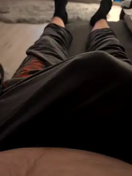 Mrloverlover77xh online show from November 22, 11:26 pm