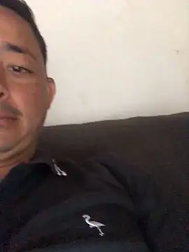 isacalejandroo online show from January 14, 4:50 pm