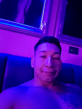 papicachondo69 online show from June 9, 1:24 pm