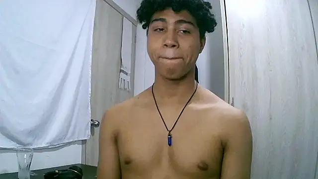 sexy diamante  online show from February 2, 4:44 am