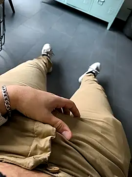 cricrimsBarcelona online show from February 14, 7:17 am