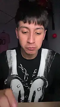 Stiven 017 online show from February 11, 1:43 am