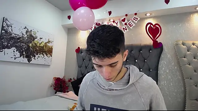 MrWilliseo online show from February 14, 8:05 pm