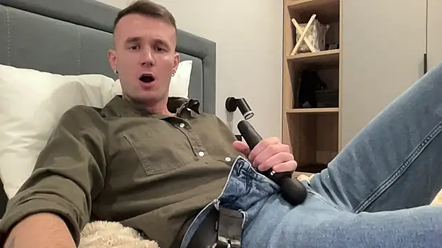 cute mark online show from November 15, 7:27 pm