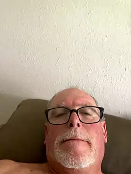 wildrocket02 online show from May 11, 4:04 pm
