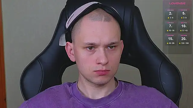 STRONGBEAUTY282 online show from December 12, 8:57 am